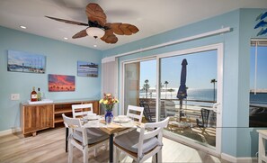 Outdoor dining - Beach front spectacular Ocean Views Pet Friendly (Oceanside)
