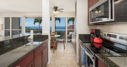 🌴Beautiful condo located at higher elevations, Expansive Ocean Views🌴