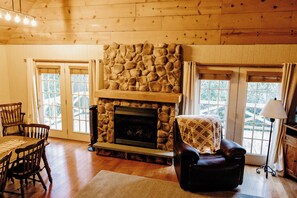 Interior - Cozy Pines Log Cabin 2BR+Loft Creekside w/ Hot Tub (Mifflinburg)