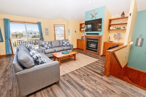 Télévision, cheminée