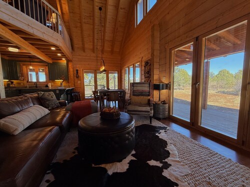 Secluded Mountain Cabin on 68 Acres