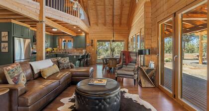 Secluded Mountain Cabin on 68 Acres
