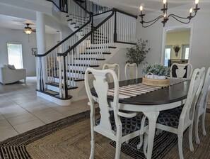 Dining - Charming Cocoa Village Oasis (Cocoa)