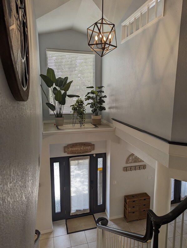 Interior - Charming Cocoa Village Oasis (Cocoa)