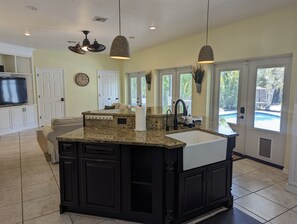 Interior - Charming Cocoa Village Oasis (Cocoa)