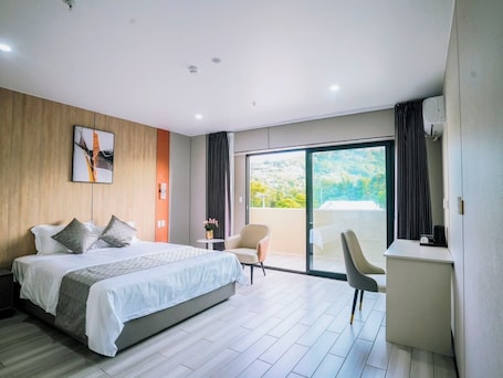 Minibar, wifi gratis y ropa de cama . Taufusi Hotel