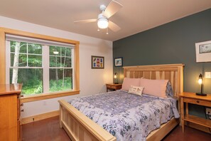 3 chambres, accès au Wi-Fi (inclus), literie fournie