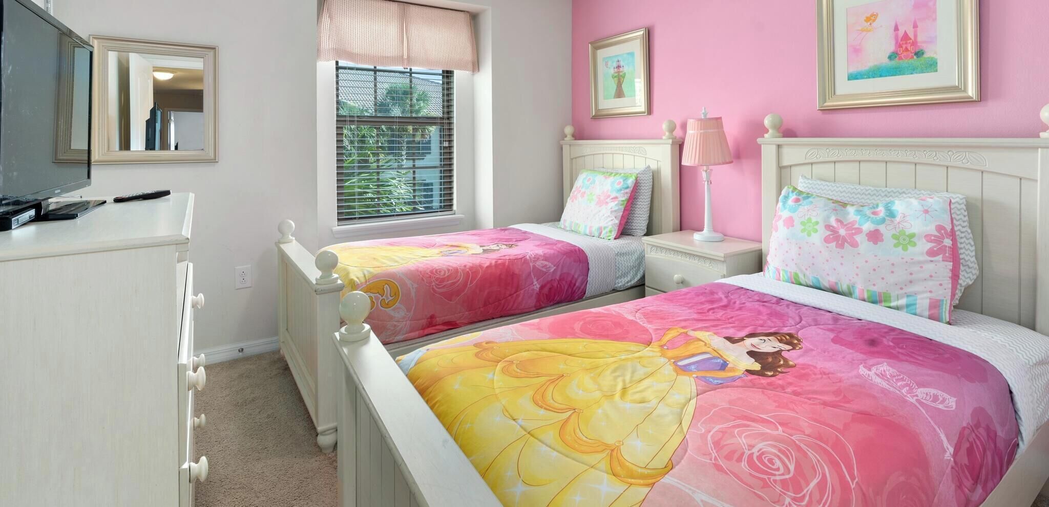 5 slaapkamers, gratis wifi, beddengoed, rolstoeltoegang