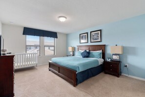 5 bedrooms, free WiFi, bed sheets, wheelchair access - ~New Opening~ 5b4b Disney Themed Vacation Home w/Pool & BBQ ~12 min from Disney~ (Kissimmee)