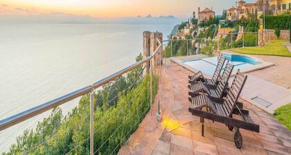 River - Apartment In Daimus. Free Wifi