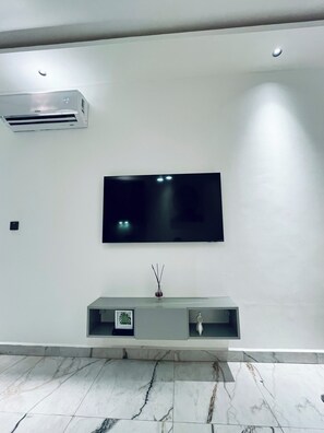 Interior - Cozy 1-bedroom apartment centrally located in the heart of Accra - East Legon (Accra)