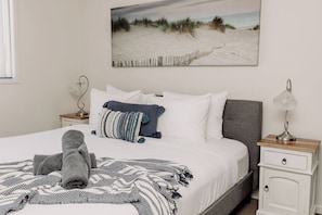 3 slaapkamers, een bureau, een strijkplank/strijkijzer, gratis wifi