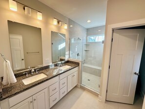 Shower, hair dryer, towels, toilet paper - New Construction 5 BR in Bethany West Neighborhoos (Bethany Beach)