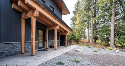Camozzi Chalet Suite by Revelstoke Vacations