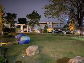 Jardines del alojamiento