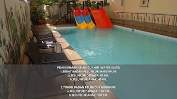 Una piscina techada