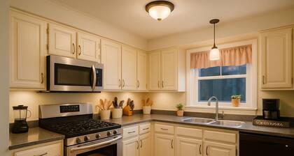 Quiet Getaway with pool and full of amenity backyard!