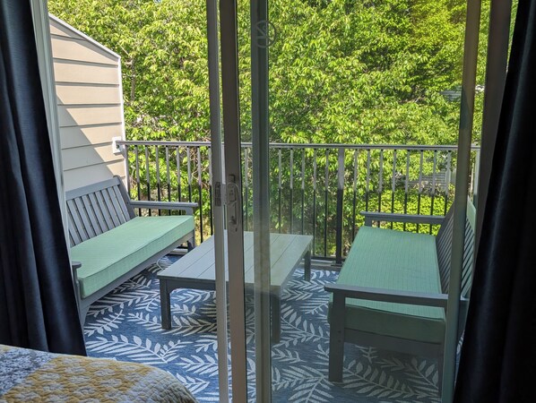 Interior - "Dune Blossom" Townhouse w/ pool - 3 blocks to beach - linens/pillows included (Rehoboth Beach)