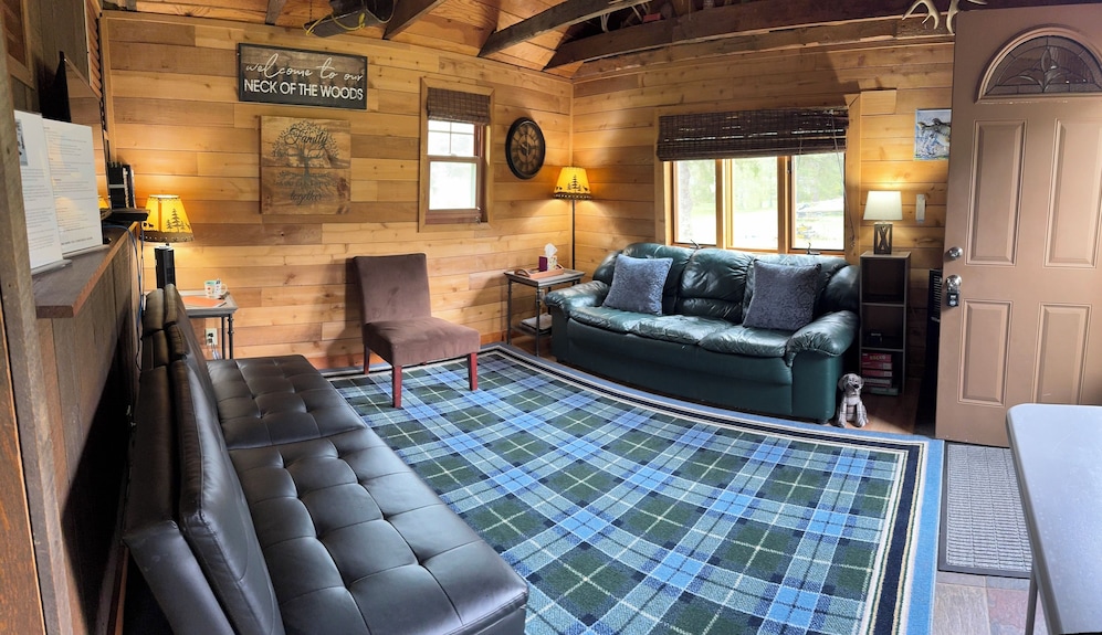 Charming Cabin In Delightful Duquette With Ac Near Miles Of Atv Trails. - Minnesota