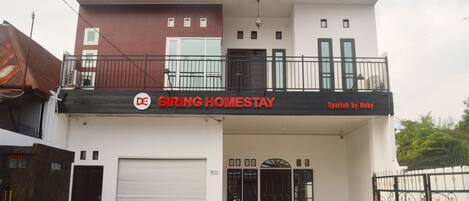 Fachada del alojamiento