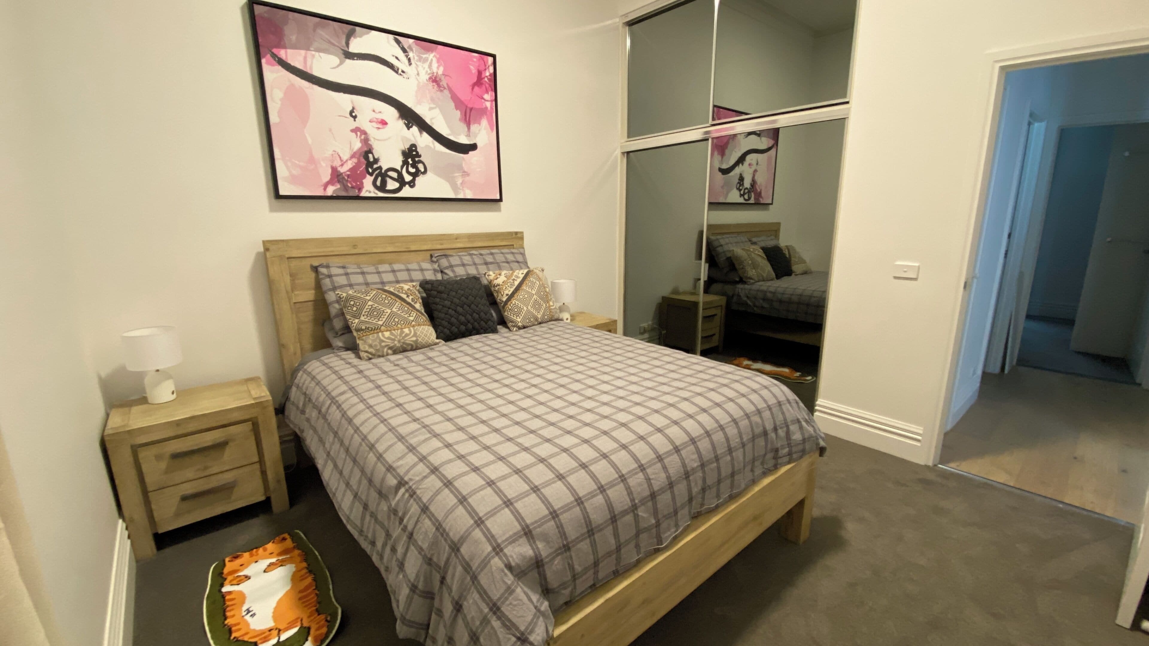 3 bedrooms, desk, free WiFi, bed sheets