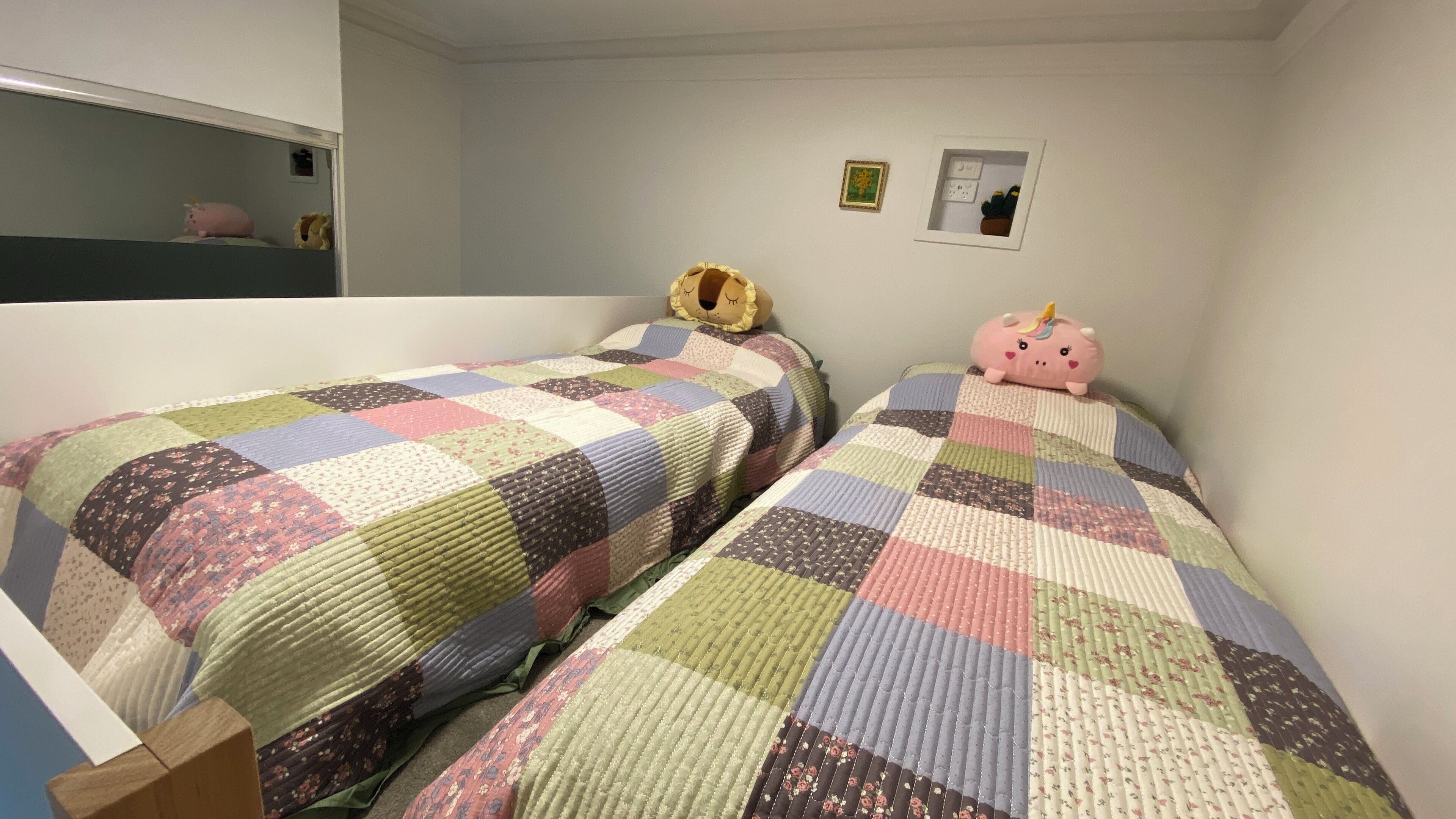 3 bedrooms, desk, free WiFi, bed sheets