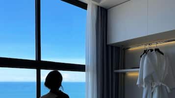 Suite, Balcony, Sea View | Egyptian cotton sheets, premium bedding, Select Comfort beds