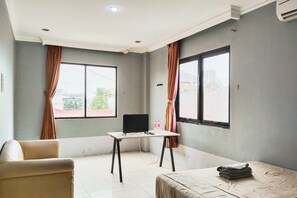 Executive Double Room | Free WiFi, bed sheets