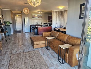 Apartment, 2 Bedrooms, Balcony, Lake View | Interior - Ss Luxury Apartments Island Club (Cape Town)