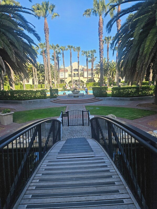 Apartment, 2 Bedrooms, Balcony, Lake View | Garden - Ss Luxury Apartments Island Club (Cape Town)