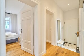 Unclassified image, 3 of 33, button