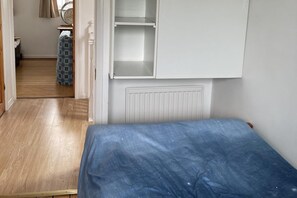 3 Schlafzimmer, Bügeleisen/Bügelbrett, WLAN, Bettwäsche