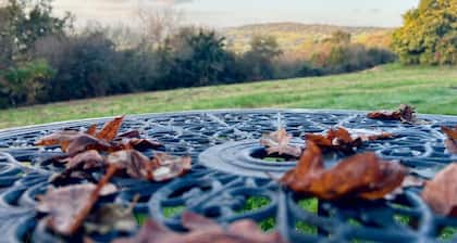 Cabin Retreat near Chepstow, Sleeps 2 with Hot Tub