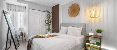 1 chambre, coffres-forts dans les chambres, fer et planche à repasser