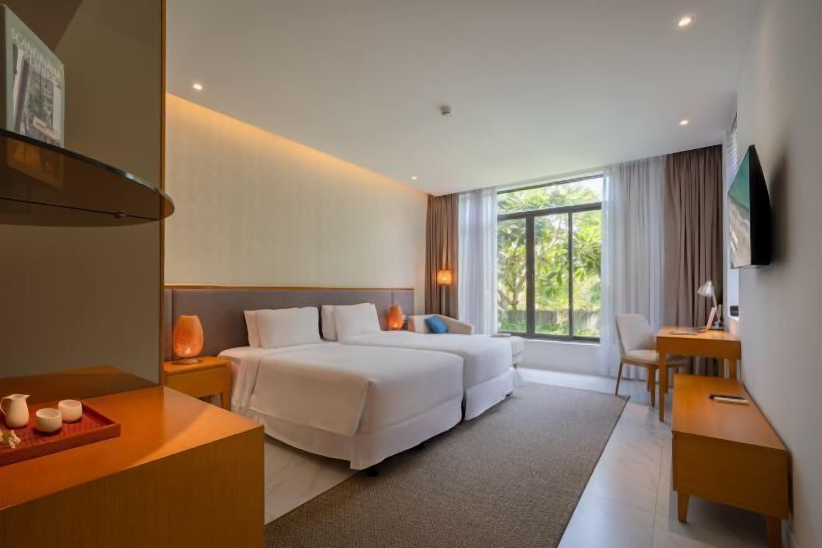 In-room safe, desk, blackout drapes, soundproofing