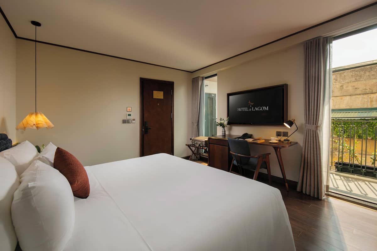 Premium Double Room, Balcony, Courtyard View