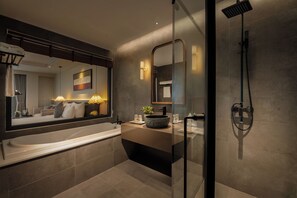 Perlengkapan kamar mandi ramah lingkungan dan pengering rambut