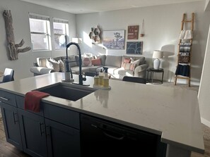 Interior - North Scottsdale Townhome- BEST LOCATION- Across from Fairmont Princess (Phoenix)