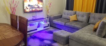 Serene 2-bedroom apartment with free parking in Machakos