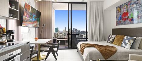 1 bedroom, desk, iron/ironing board, free WiFi