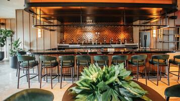 Bar (en la propiedad)