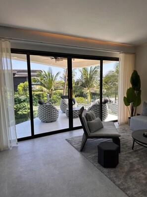 Deluxe Garden Suite 2 Bedrooms 2nd Floor | Living area | Smart TV