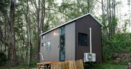 Tintenbar Riverfront Farmstay by Tiny Away
