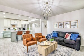 Smart TV, DVD player, books - Step beyond the ordinary into a meticulously crafted wizarding world — (El Paso)