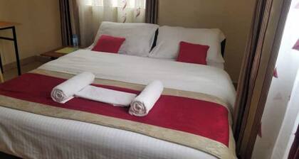 La petals hideaway house-Machakos