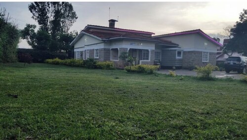 La petals hideaway house-Machakos

