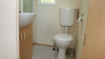 Mobile Home, 2 Bedrooms, Smoking, Patio | Bathroom