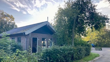 House, 2 Bedrooms, Terrace | Exterior