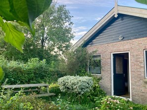 Exterior - 4-person Fully Equipped Holiday House Aliya (Anjum)