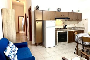 Interior - Casa Flores just minutes from the beach (Tertenia)